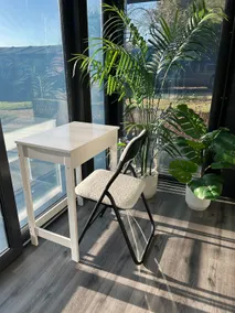 Luxury and Style - The Garden Room - Image 4