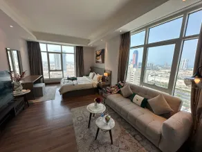 Comfy high floor Studio - Image 3