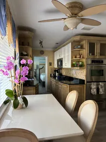 Ozona Beach Getaway | 3BR | Walk to Restaurants - Image 2