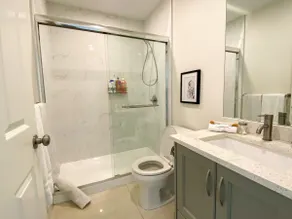 COZY Private 1 BRM YVR - Image 5