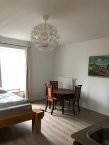 Cozy studio apartment - Image 2