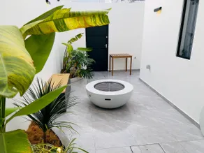 Cliffside Landed| Balcony & Bathtub| Mountain View - Image 5