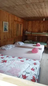 Country house with swimming pool - Image 4