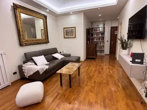 NEW! EUR Lake House - Image 3