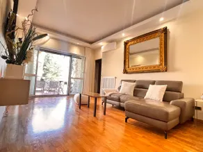 NEW! EUR Lake House - Image 4