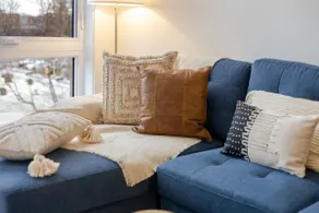 MTL Trendy Hideaway in Rosemont - Image 4