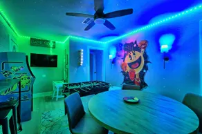 Group Oasis - 5BR-Heated Pool (No Fee)-Central PHX - Image 2