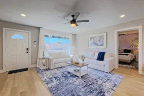 Group Oasis - 5BR-Heated Pool (No Fee)-Central PHX - Image 5