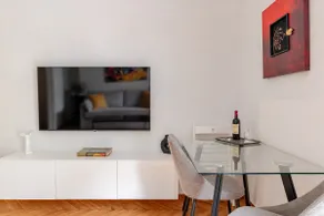 Cozy Νest Athens - Image 2