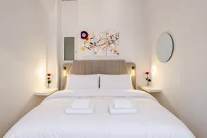 Cozy Νest Athens - Image 3