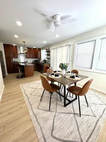 Two bedroom small ranch with beautiful forest view - Image 5