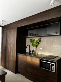 Modern flat with a view - Image 3