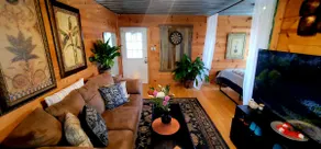 HillyViews Lakefront Cabin, Island-Dock Kayak Fish - Image 4