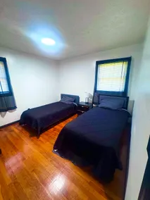 3 Bedroom 2 Bathroom Centralized Modern Home in Johnson City - Image 4