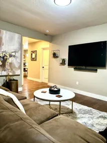 Cozy 1bd/1bath Apartment Unit in Downtown Vancouver - Image 2