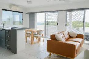 Waterfront Bliss | Maroochy River Rooftop Views - Image 4