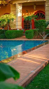 Charming Luxury Villa - Pool & Hot Tub - Image 5