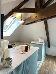 The Bell Tower – terrace & air conditioning in the heart of Avranches - Image 5