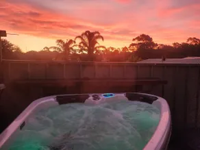 Pambula, Pet Friendly Hot tub & Firepit, Sleeps 6 - Image 3