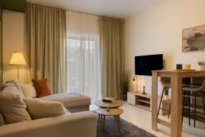 Loupi's Home - Urban Apartment Cozy & Comfortable - Image 2