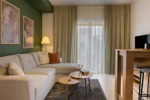 Loupi's Home - Urban Apartment Cozy & Comfortable - Image 4