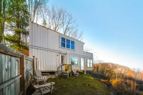 Valhalla: Cliff-Edge Suite · Forest Views · Tub - Image 5