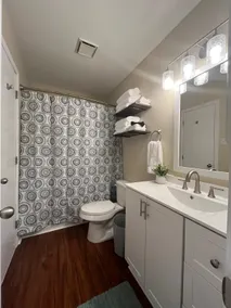2 Bedroom-Free Parking -Family-Home with 1GB WiFi - Image 5