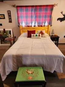 Bunkhouse in the Aspens - Image 3