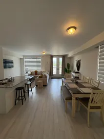 Vaughan's Cozy Escape, Sleeps 10! - Image 3