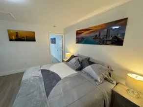 Modern Apartment Miami Oasis - Image 2