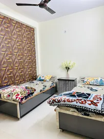 Badal Homestay 2 Near IIM RRCAT - Image 2