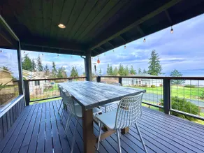 Whidbey Retreat| 5 mins Walking from Hiking Area - Image 4