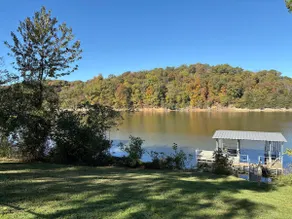 Lakehouse Escape - Image 3