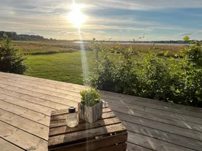 Fresh air on open terrace with view - Image 2