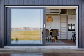 Fresh air on open terrace with view - Image 3