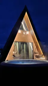 Hot Tub Paradise - Squirrel's House - Image 2