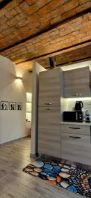 R&B Home - Image 4