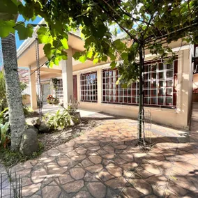 vivi's house - Image 2