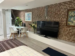 Comfort & Convenience on Capitol Hill - Image 3