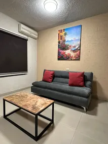 Large, centrally-located and air-conditioned house. - Image 2