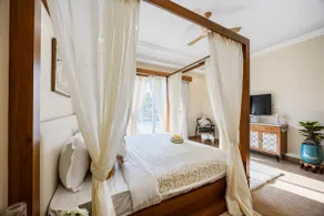3-BHK Retreat W/ Pool, Jacuzzi & 5star Hospitality - Image 2