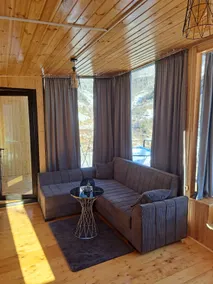 Glass House Merisi - Image 4