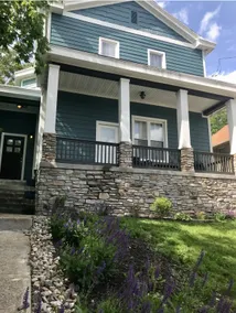 Windsor Retreat-3BR 2BA w Free Parking Near Downtn - Image 3