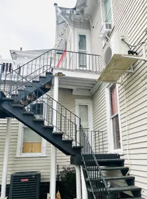 1 Bedroom Apt Loft - Great Location - Image 3