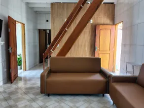 Large house 600 m from the beach in Itanhaém, under renovation - Image 3