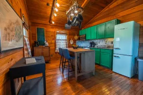Large Group Cabin Kid Friendly! - Image 3