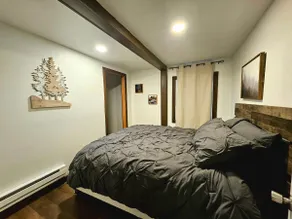 Cozy RiverView Home - Image 4