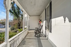 1888 Historic Cottage - Image 4