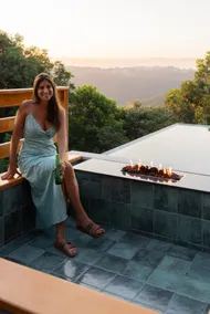 Chalet with heated pool and whirlpool - Image 3