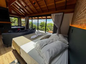 Chalet with heated pool and whirlpool - Image 5
